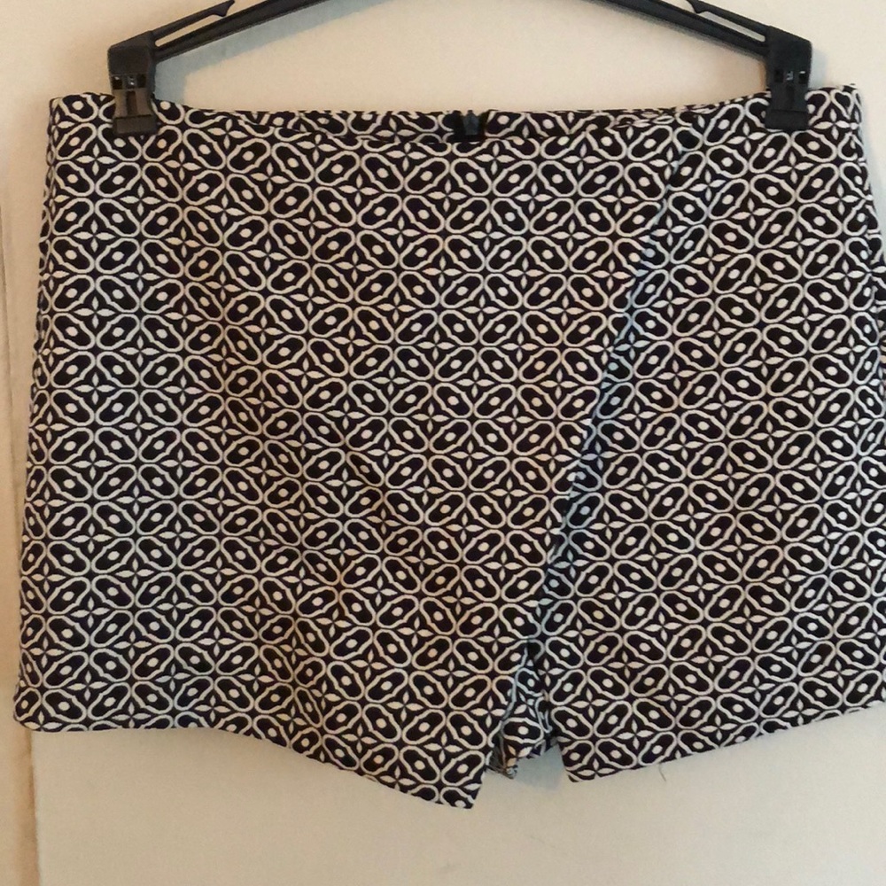 Printed women’s dress shorts